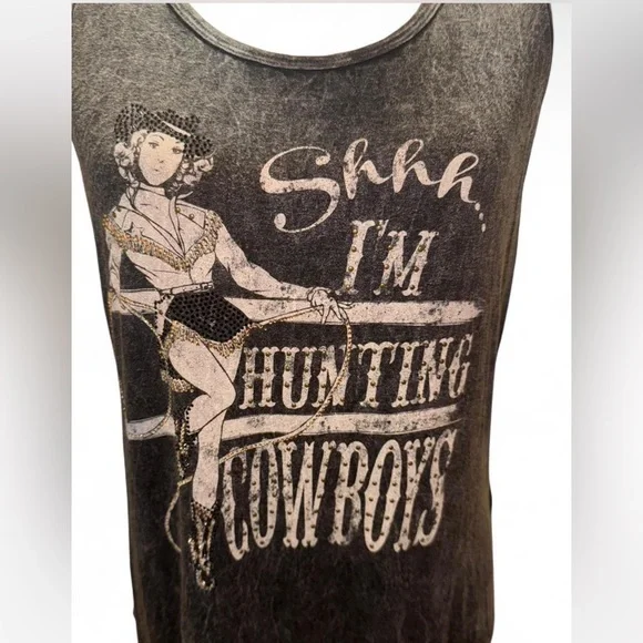 country concert tank "Shhh I'm
Hunting Cowboys" - Picture 3 of 6